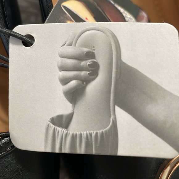 AEROSOLES NEW Pillow Soft Maged Black Gold Logo Comfort Pumps Women’s Size 10 - Picture 6 of 10